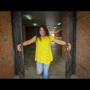 Meet your Posher, Vanessa